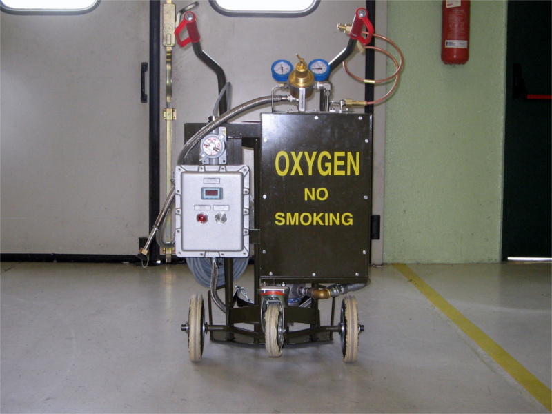 Military on-board purging unit for air liquid oxygen.